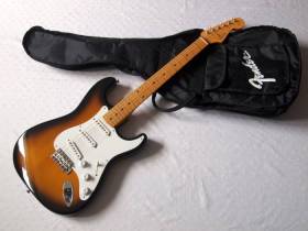Fender Stratocaster ST-57 (санберст/клен)