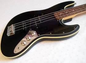 Fender Aerodyne Jazz Bass Black Japan